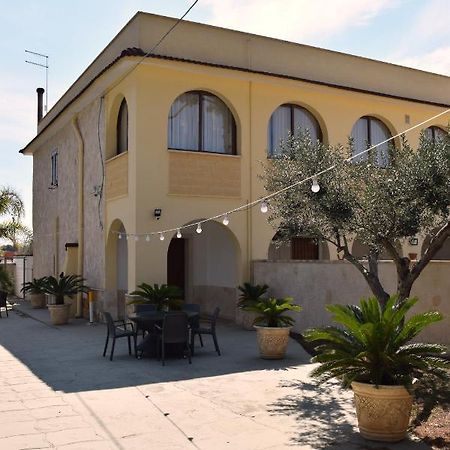 Le Mimose Bed and Breakfast Pulsano Buitenkant foto